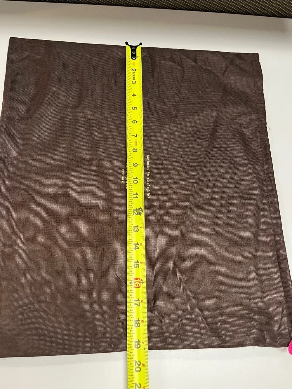 kate spade brown dust bag with pink drawstring large / preowned